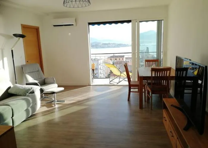 Centre Avec Vue Magnifique Sur Le Golfe D'ajaccio; Parking Prive. * Ajaccio (Corsica)